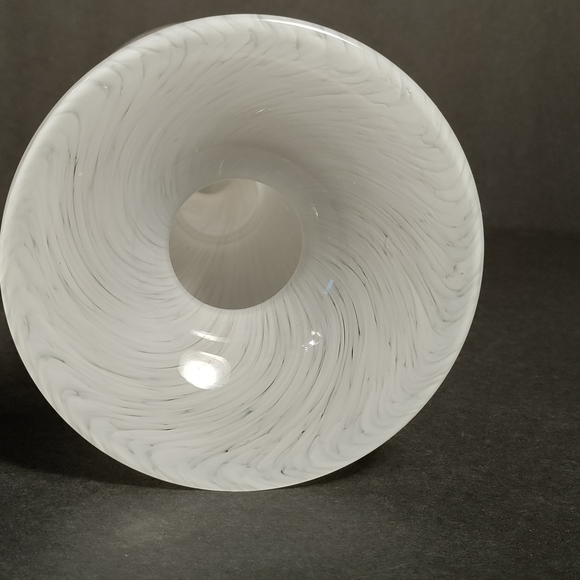 ART GLASS VASE⭐ - Picture 2 of 6